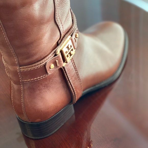 Shoes - Tory Burch brown boots